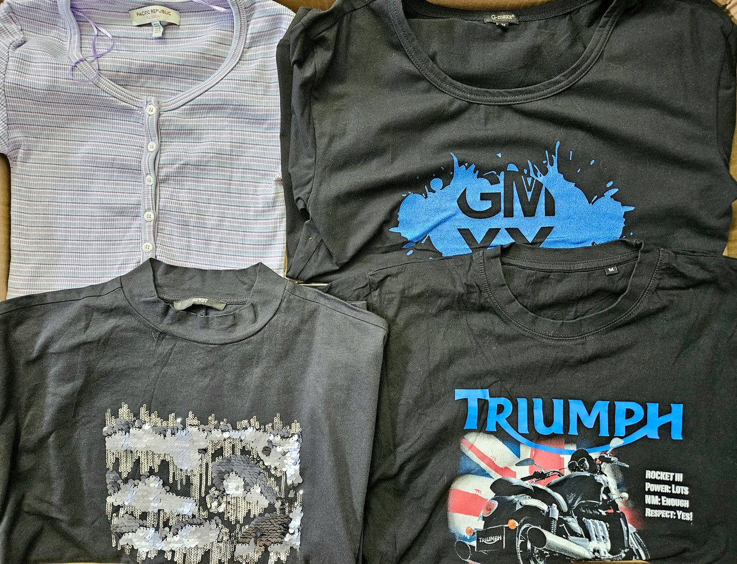 T-shirts Grade A Women's and Men's