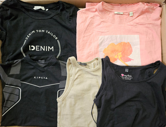 T-shirts Grade A Women's and Men's 